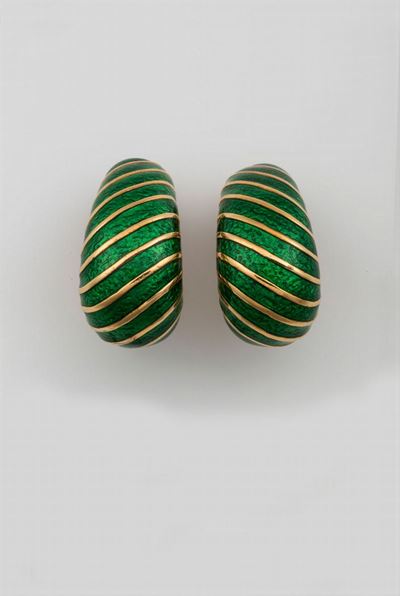David Webb. Orecchini con Smalto Verde