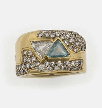 Misani. Anello con Due Diamanti Trattati