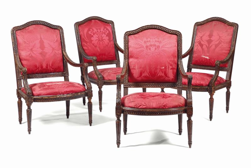 Quattro poltrone Luigi XVI in noce intagliato, Genova fine XVIII secolo  - Asta Antiquariato - Cambi Casa d'Aste