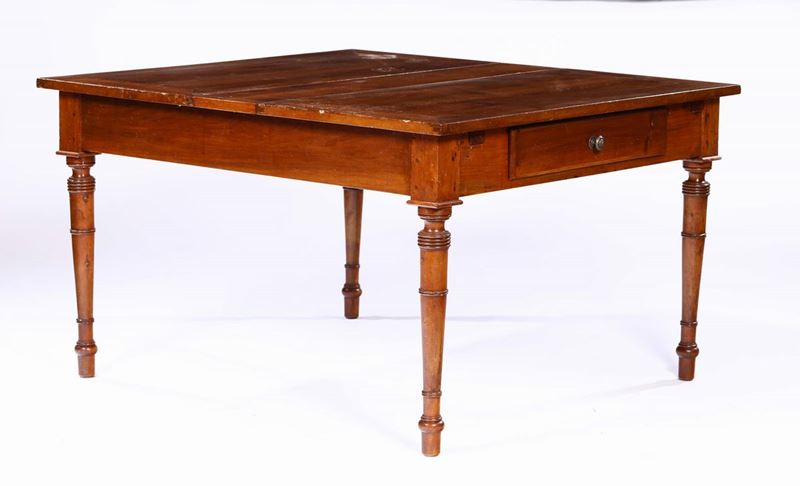 Tavolo in noce a tiro, XIX secolo  - Asta Antiquariato - Cambi Casa d'Aste
