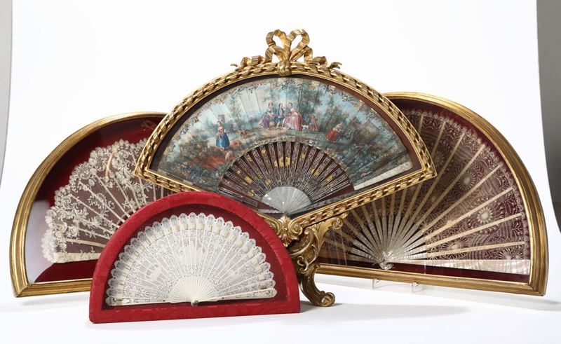 Lotto di quattro ventaglia diversi  - Asta Antiquariato - Cambi Casa d'Aste
