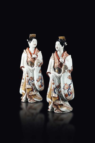 Coppia di Figure di Bijin in Porcellana Arita, Giappone, Fine XVII Secolo