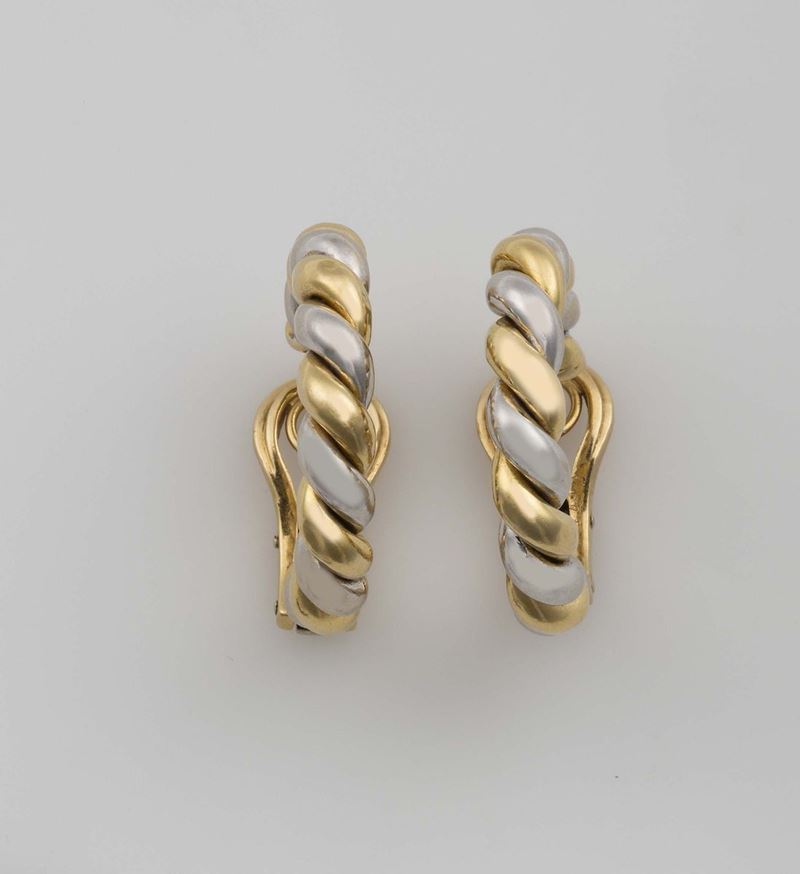 Pair of gold earrings. Cartier  - Auction Fine Jewels - Cambi Casa d'Aste