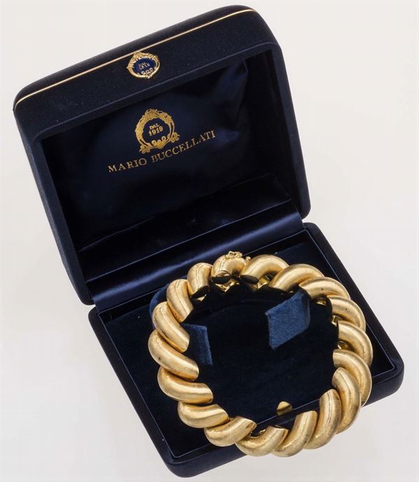 Gold bracelet. Mario Buccellati. Fitted case
