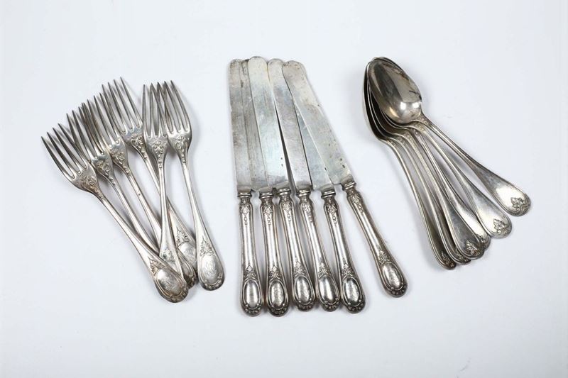Servizio di posate da sei in argento Foglia composto da 18 pezzi, XX secolo  - Asta Antiquariato - Cambi Casa d'Aste