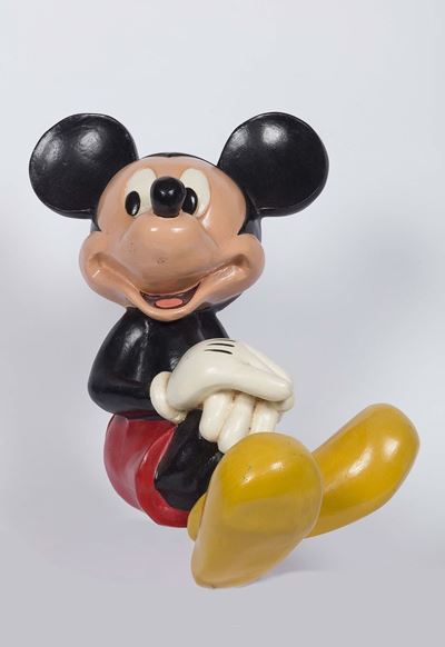 Topolino Seduto