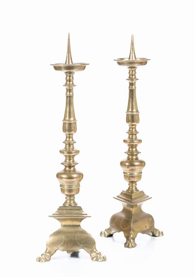 Coppia di Candelieri in Bronzo Dorato, XVIII Secolo