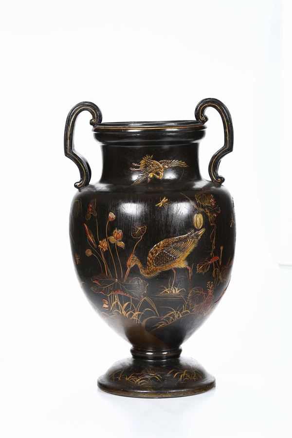 Vaso biansato in terracotta dipinto con uccelli e paesaggi, Piemonte XIX secolo