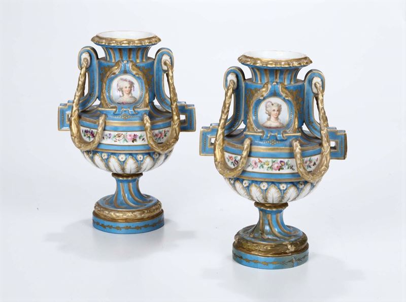 Coppia di vasi Francia, XIX secolo  - Asta Asta a Tempo Ceramiche - III - Cambi Casa d'Aste