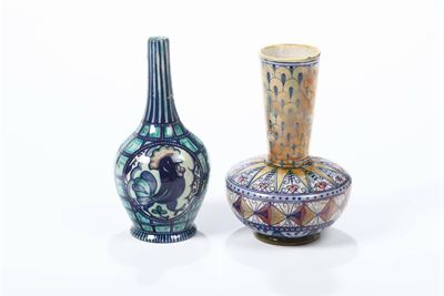 Due Vasetti in Maiolica Diversi, uno Manifattura Faenza