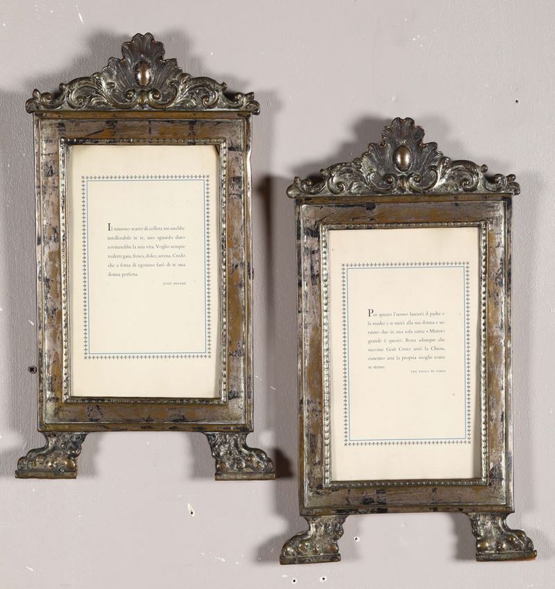Coppia di cartaglorie Carlo X in rame argentato, XIX secolo  - Auction Asta a Tempo antiquariato - II - Cambi Casa d'Aste