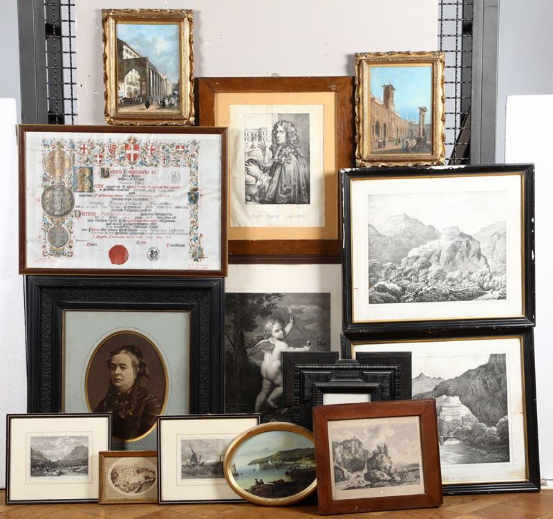 Lotto di 17 tra stampe, stampe acquerellate e fotografie  - Asta Antiquariato - Cambi Casa d'Aste