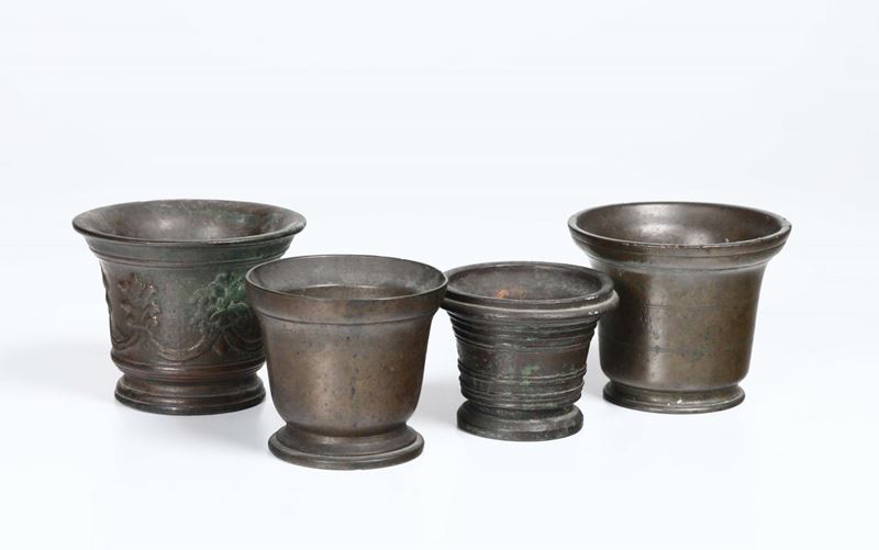 Lotto di quattro mortai in bronzo  - Asta Antiquariato - Cambi Casa d'Aste