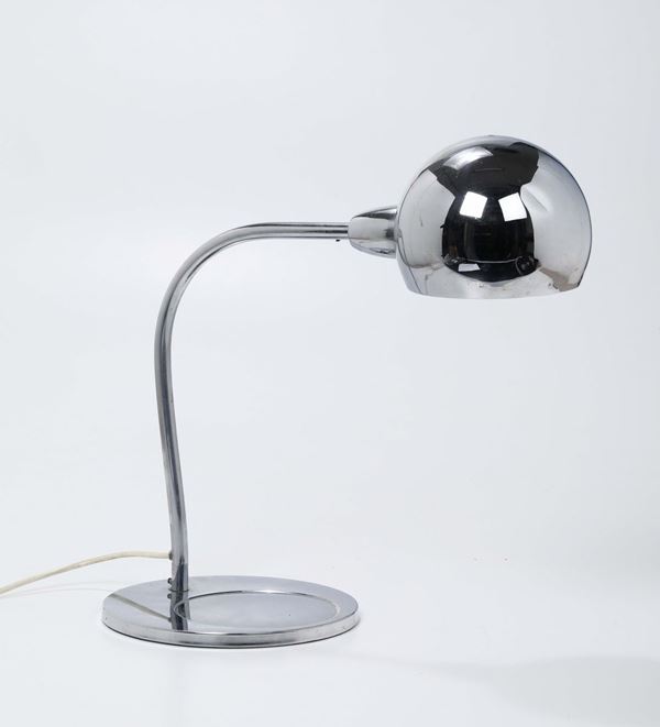 Lampada da tavolo in metallo cromato, XX secolo