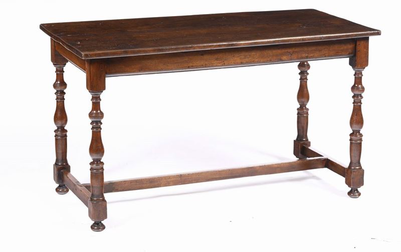 Tavolino in noce, XIX secolo  - Auction Asta a Tempo antiquariato - II - Cambi Casa d'Aste