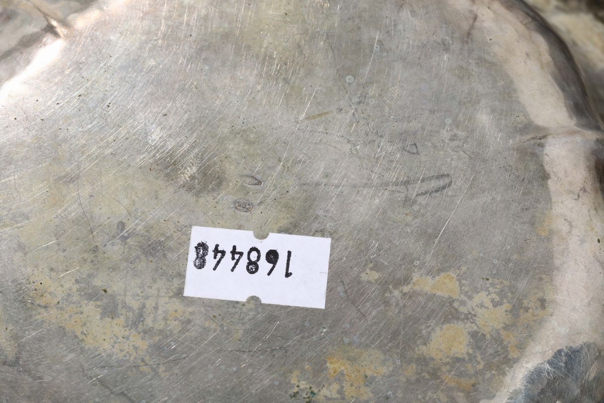 Quattro Ciotole in Argento Bacellato e Coppa, XX Secolo