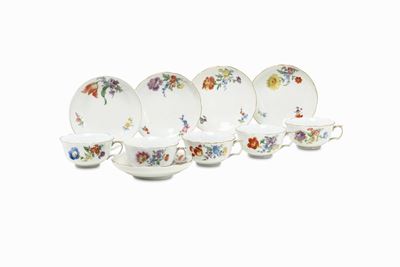 Cinque Tazze con Piattini Meissen, XX Secolo