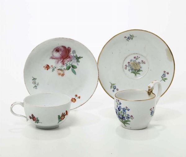 Due tazze con piattino Meissen, una periodo Marcolini, 1774-1814, l’altra 1814-1816