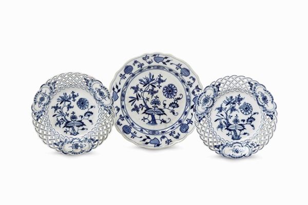 Tre piatti  Meissen, fine XIX - inizio XX secolo