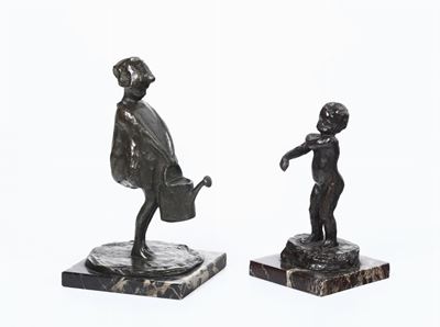 Lotto Composto da Bambina con Innaffiatoio in Bronzo, Firmato alla Base Gemma Pero e Bambino in B...
