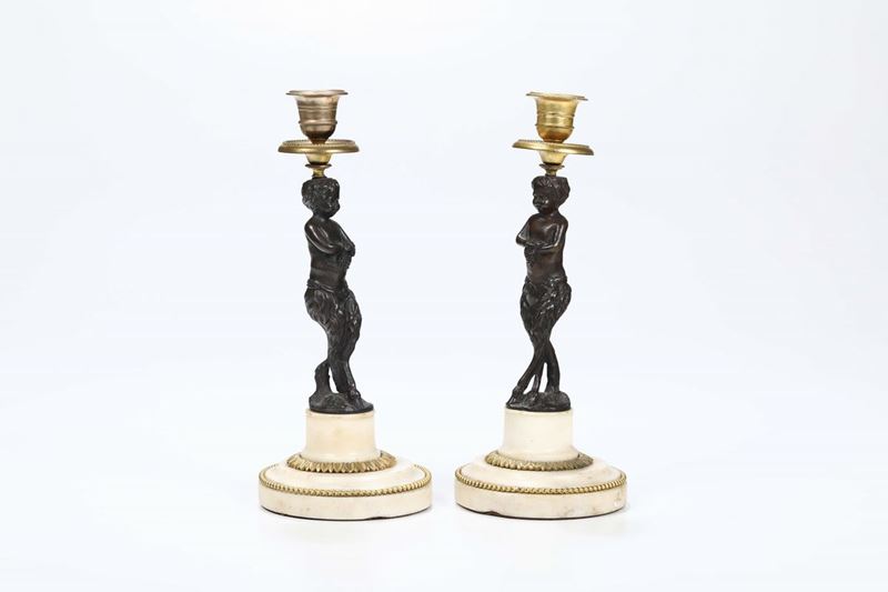Coppia di candelieri in bronzo e bronzo dorato, Luigi XVI  - Asta Antiquariato - Cambi Casa d'Aste
