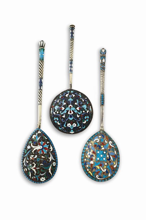 Three spoons in vermeil silver and polychrome enamel with arabesque and floral decors, Russia 19th-20th century