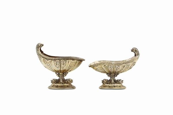 Two salt bowls in molten, embossed, chiselled and gilded silver, Athens 20th century, silversmith Vourakis.
