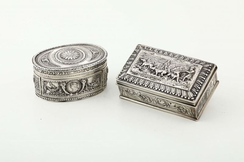 Two silver tobacco boxes, one from London 1899, one with fantasy British stamps (Hanau?)  - Auction Collectors' Silvers - Cambi Casa d'Aste
