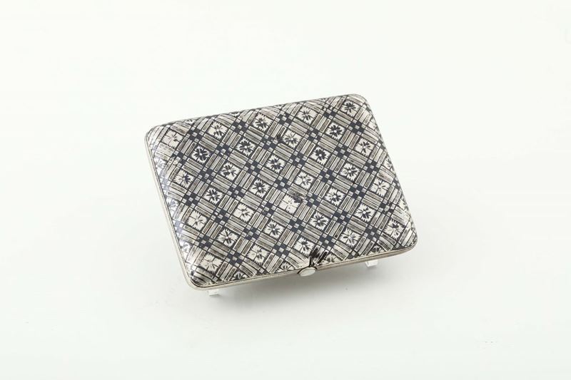 A cigarette case in nielled silver. Russia 20th century  - Auction Collectors' Silvers - Cambi Casa d'Aste