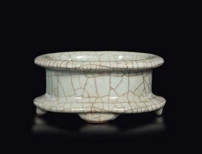 Sciacquapennelli in Porcellana Guan, Cina, Probabilmente Dinastia Song (960-1279)