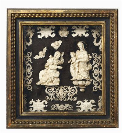 Composizione Raffigurante Madonna con Bambino e S.anna in Avorio Scolpito. Maestranze Trapanesi, ...