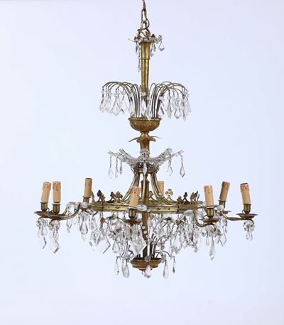 Lampadario in Metallo Dorato e Cristalli a Otto Bracci, XIX Secolo
