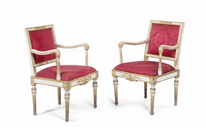 Coppia di poltrone in legno intagliato, laccato e dorato, fine XVIII secolo  - Asta Antiquariato - Cambi Casa d'Aste