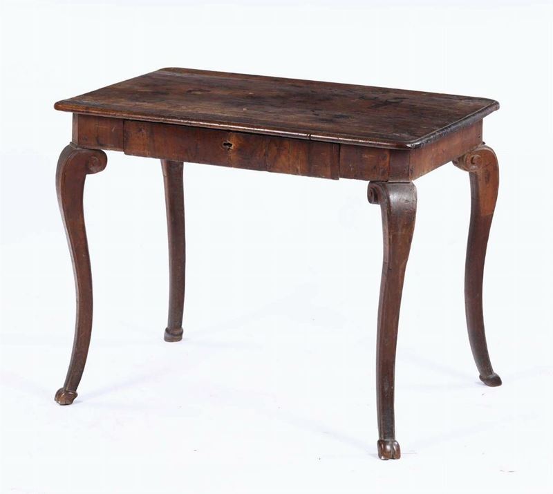 Tavolino in noce massello, XVIII-XIX secolo  - Asta Antiquariato V | Asta a Tempo - Cambi Casa d'Aste