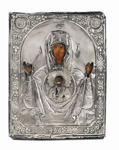 Icona Raffigurante la Madonna del Segno, con Riza in Argento Sbalzato e Cesellato, San Pietroburg...