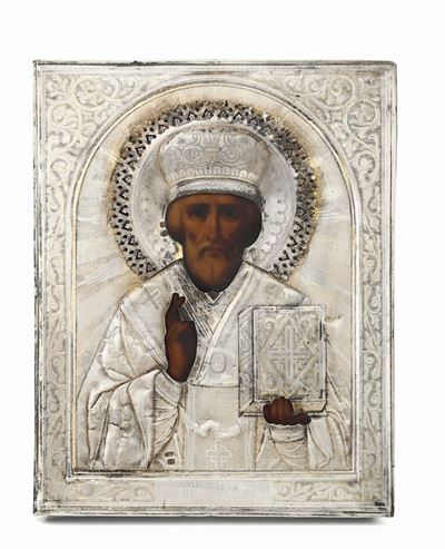 Icona Raffigurante San Nicola Taumaturgo con Riza in Argento Sbalzato e Cesellato. Russia (mosca?...