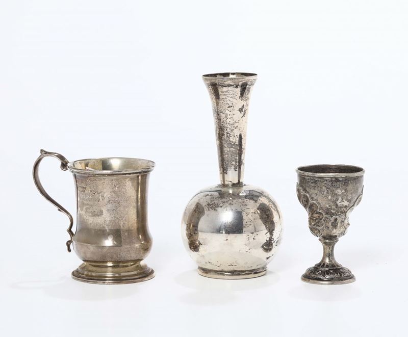 Tre vasetti austro-ungarici in argento  - Auction Fine Art - Cambi Casa d'Aste