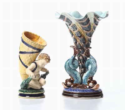 Due Coppette in Ceramica Smaltate in Policromia Manifattura Francese, Fine XIX Secolo