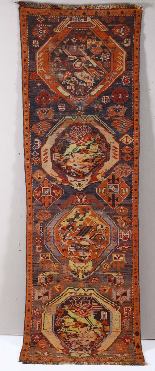 Passatoia caucasica Karabagh inizio XX secolo  - Asta Antiquariato - Cambi Casa d'Aste