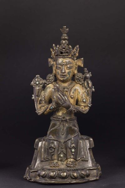 Figura di Maitreya in Bronzo Dorato con Piccoli Innesti in Pietre Dure, Tibet, XVIII Secolo