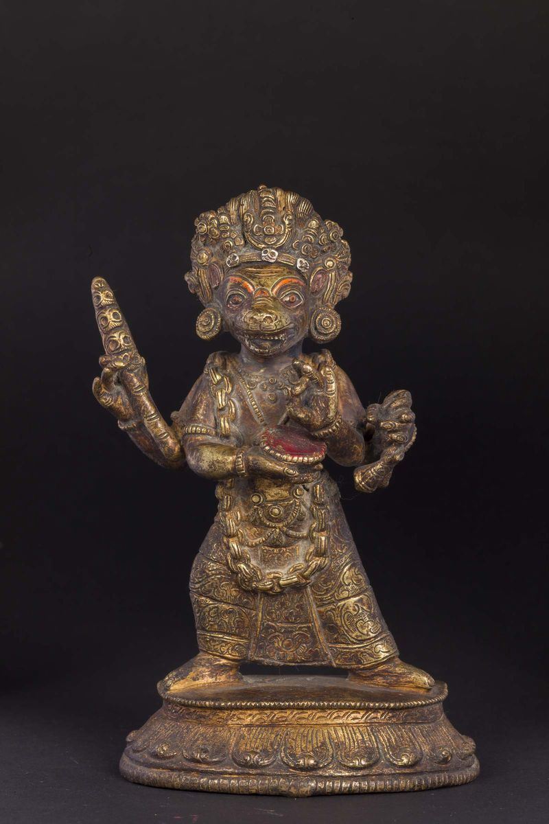 Figura di Mahakala in bronzo dorato eretto, Tibet, XVIII secolo  - Asta Fine Chinese Works of Art - Cambi Casa d'Aste