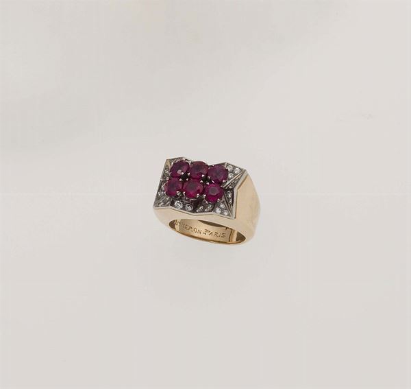 Ruby, diamond gold and platinum ring. Boucheron Paris. Fitted case