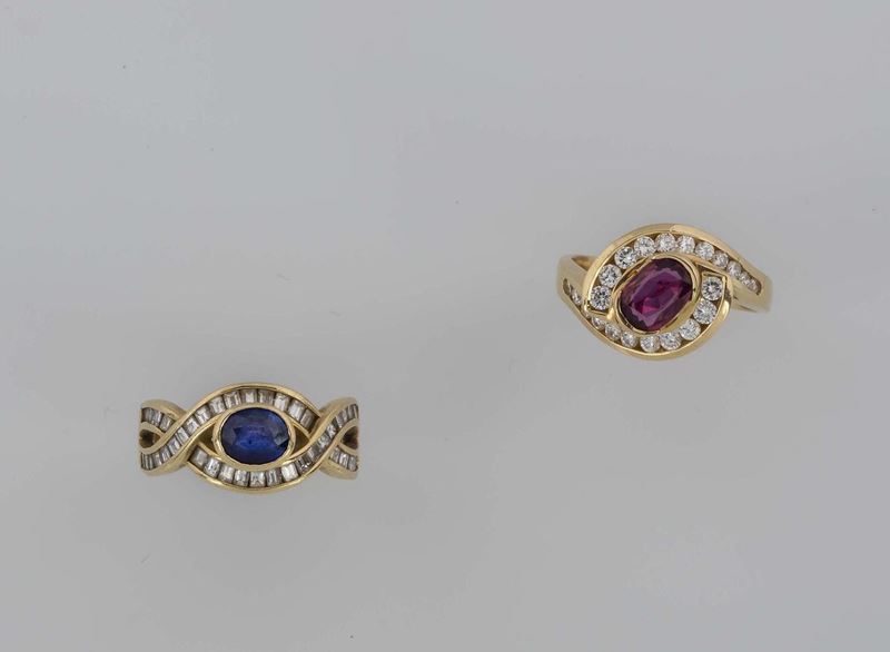 Lotto composto da due anelli uno con zaffiro ed uno con rubino  - Asta Vintage, Gioielli e Bijoux - Cambi Casa d'Aste