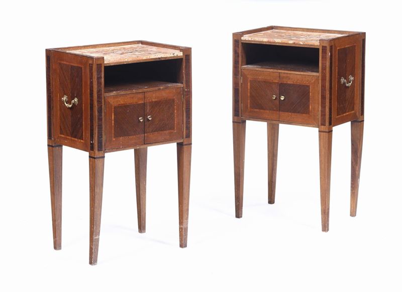 Coppia di comodini in stile Luigi XVI, XIX secolo  - Auction Asta a Tempo antiquariato - II - Cambi Casa d'Aste