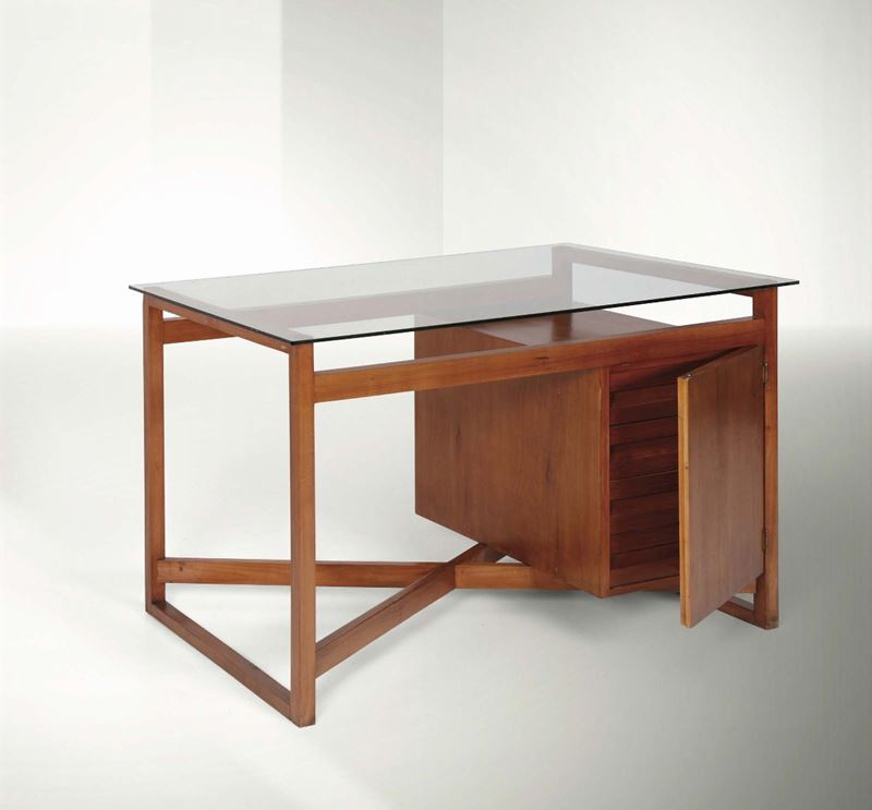 Franco Albini, a desk with a wooden structure and glass top. Italy, 1940 ca. cm 105x76x65  - Auction Fine design - Cambi Casa d'Aste