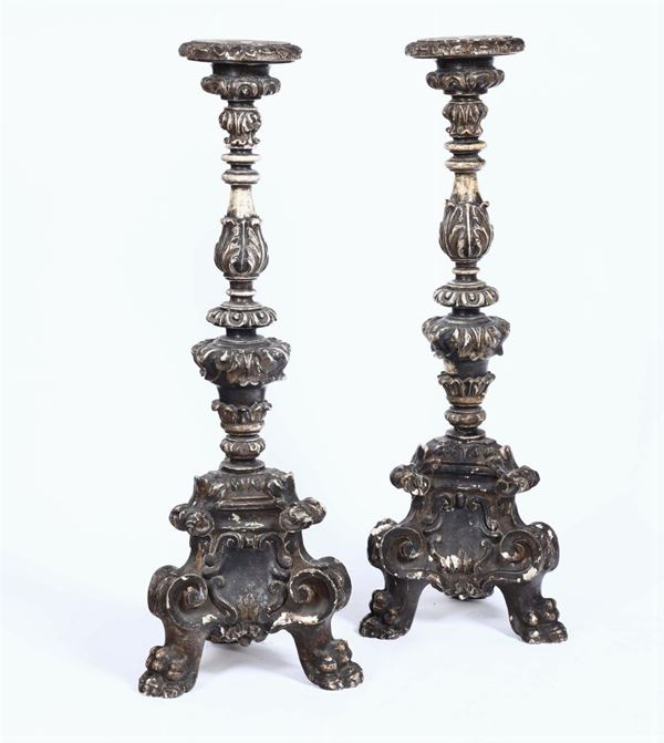 Coppia torciere in legno intagliato e argentato, XVIII-XIX secolo