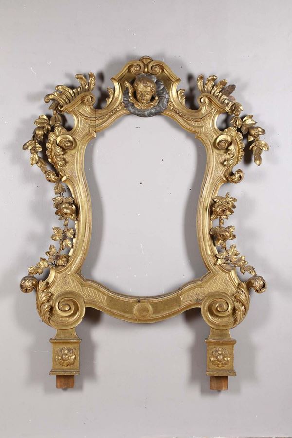 Cornice in legno intagliato e dorato, Italia XVII-XVIII secolo