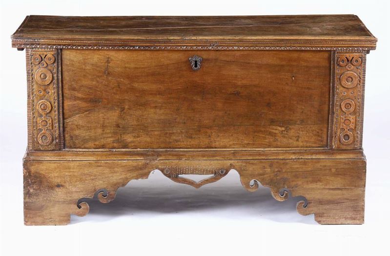 Cassapanca in legno intagliato, inizio XIX secolo  - Auction Fine Art - I - Cambi Casa d'Aste