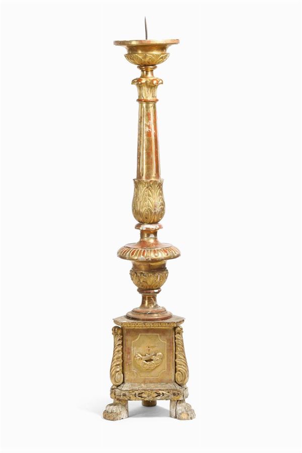 Monumentale torciera in legno intagliato e dorato, Italia XVIII secolo