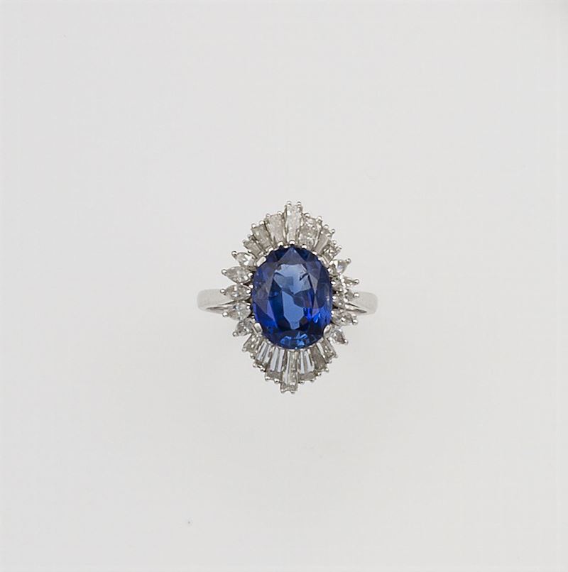Anello con zaffiro Sri Lanka di ct 4,96 e diamanti a contorno  - Asta Fine Jewels - Cambi Casa d'Aste
